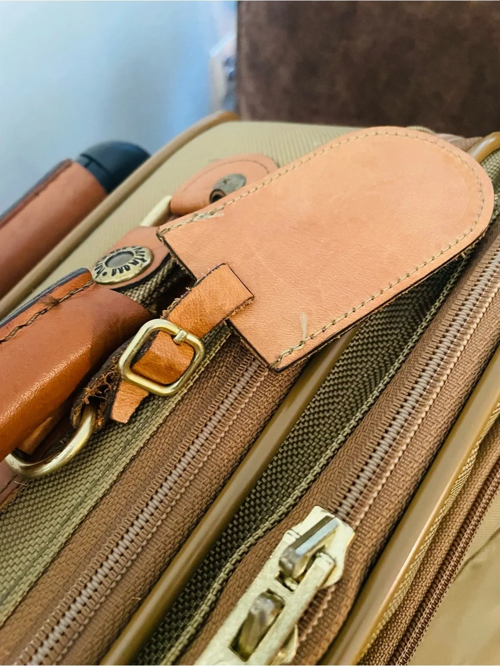 Hartmann rolling luggage